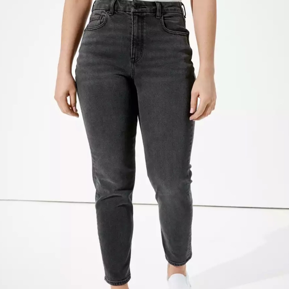 American Eagle Curvy Mom Jean Washed Black 6 Short